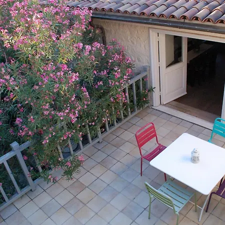 Unique Traditional Home Athens Exterior photo