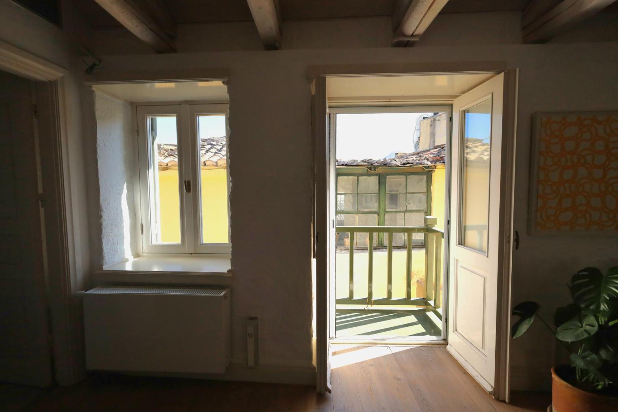 Unique Traditional Apartment Athens